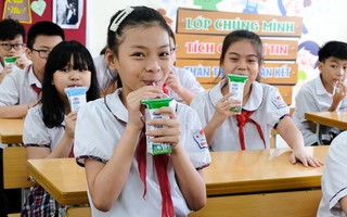 Hơn 1 triệu học sinh Hà Nội tham gia chương trình Sữa học đường