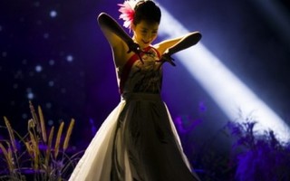 Linh Nga sáng tác vũ điệu ‘Tiếng đêm’ riêng cho Hoàng Rob