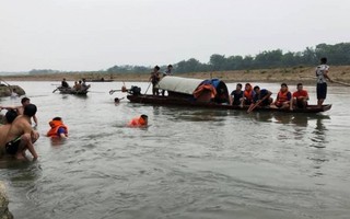 Thanh hóa: Tắm sông Mã, 4 học sinh đuối nước thương tâm