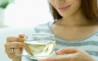 8 loại nước uống giúp giảm viêm loét đại tràng