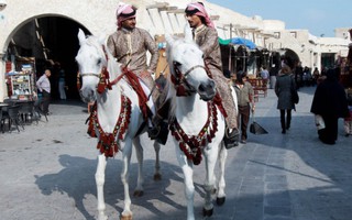 “Lạc” giữa phiên chợ Ba Tư ở Doha