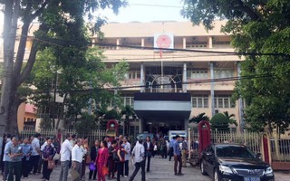 Hàng trăm người dân kiện UBND tỉnh Bắc Giang ra tòa: Thu hồi Sổ xanh vô căn cứ