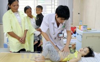 Phú Thọ: Hơn 100 trẻ mầm non nhập viên nghi do ngộ độc thực phẩm