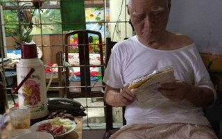 Cuộc sống buồn tẻ trong căn nhà ngập đồ cũ của nhạc sĩ Nguyễn Văn Tý
