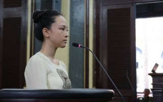 Hoa hậu Trương Hồ Phương Nga từ chối nhận quyết định đình chỉ bị can
