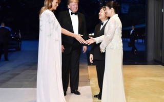 Đệ nhất phu nhân Mỹ diện váy 4.500 USD dự tiệc ở hoàng cung Nhật Bản