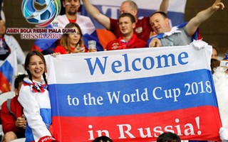 Fan nữ 'rủ nhau' ra nước ngoài xem khai mạc World Cup 2018 