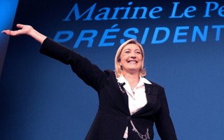 Bà Marine Le Pen viết tiếp giấc mơ trở thành tổng thống Pháp của cha