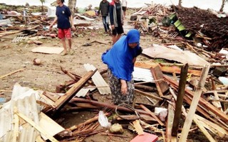 Chưa có thông tin người Việt ở vùng sóng thần ở Indonesia