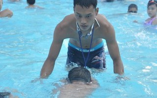 Hà Nội dạy bơi miễn phí cho học sinh