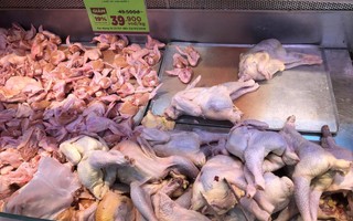 TPHCM: Siêu thị lên tiếng về việc kinh doanh thịt gà dai không đầu