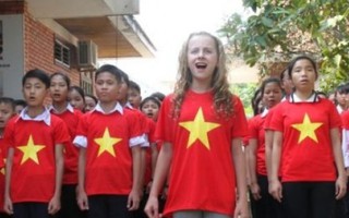 '80 bài quốc ca kết nối trái tim' đến Việt Nam