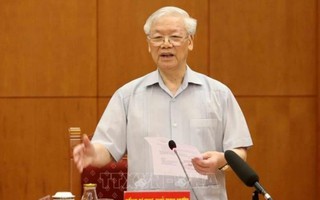 Tổng Bí thư Nguyễn Phú Trọng: Báo cáo không chỉ đánh giá 5 năm mà phải nhìn lại hơn 30 năm đổi mới