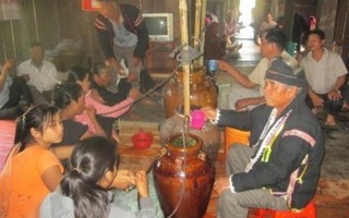 Lễ công nhận người trưởng thành - nét văn hóa độc đáo của người Ê Đê Phú Yên