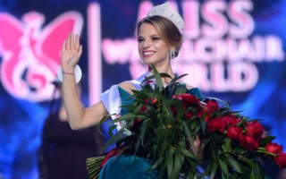 Nữ sinh Belarus đăng quang Hoa hậu Xe lăn thế giới 