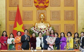 Thủ tướng Nguyễn Xuân Phúc: Doanh nhân nữ thành công, ít bị phá sản, đình trệ hơn nam giới