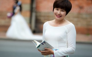 Nhà văn Hòa Bình “hẹn hò” độc giả ở… cổng Thiên Đường?