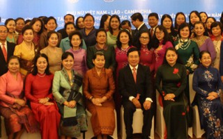 Phụ nữ Việt Nam-Lào-Campuchia xây đắp quan hệ hữu nghị