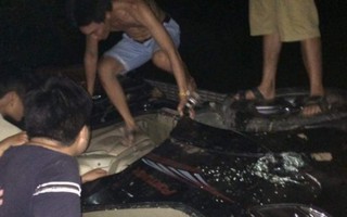 Hải Dương: Người dân đập nát ô tô vì nghi bắt cóc trẻ em