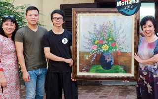 TS nhân trắc học Thẩm Hoàng Điệp tự tay vẽ tranh ủng hộ Mottainai 2018 