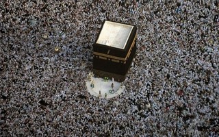 Gần 2 triệu người Hồi giáo hành hương về Thánh địa Mecca