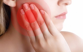 11 cách giúp làm dịu cơn đau do mọc răng khôn