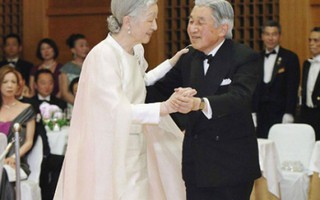 Chuyện tình đáng ngưỡng mộ của Nhà vua và Hoàng hậu Nhật Bản 