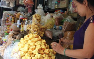 Đi chợ xứ Quảng giữa Sài Gòn 