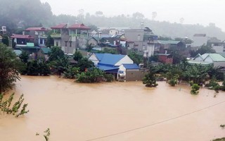 Mưa lũ gây thiệt hại nặng nề ở Sơn La, Yên Bái