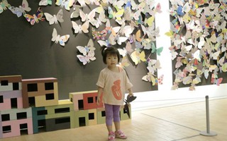 Họa sĩ Hàn Quốc làm triển lãm sắp đặt từ tác phẩm của trẻ khuyết tật
