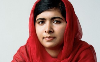 Câu chuyện cuộc đời đem về triệu đô cho Malala