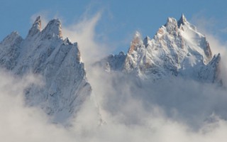 Ngắm thiên nhiên đẹp hút hồn chụp từ đỉnh Alps