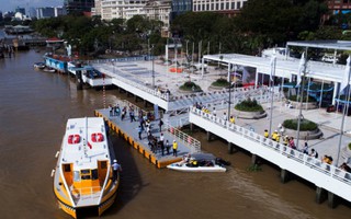 Tuyến buýt đường sông đầu tiên ở TPHCM miễn phí trong 10 ngày