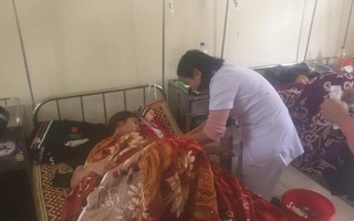 Hà Tĩnh: Hàng chục người dân nhập viện sau khi đi ăn giỗ về