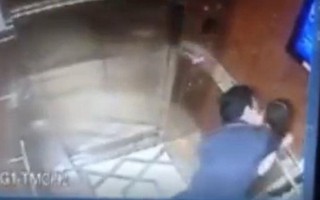 Phẫn nộ với người đàn ông sàm sỡ bé gái trong thang máy ở TPHCM