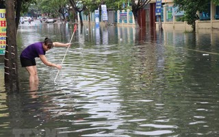 Các tuyến đường Đà Nẵng ngập sâu sau mưa lớn