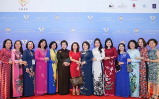 Nữ doanh nhân ASEAN kết nối kinh doanh trong cách mạng công nghiệp 4.0