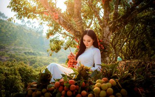 Người đẹp Nguyễn Oanh khoe vẻ tinh khôi giữa đồi vải Lục Ngạn