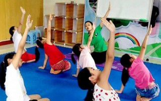 Trị cận thị bằng thiền và yoga, Giám đốc Mắt sáng học đường nói gì?