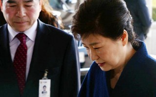 Phản ứng khác nhau về việc bà Park Geun-hye bị bắt
