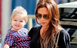 Victoria Beckham khao khát trở thành bà mẹ tuyệt vời