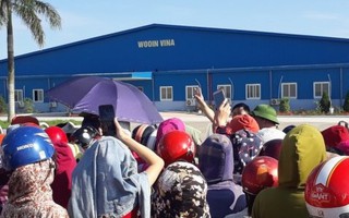 Hàng trăm công nhân nhà máy Wooin Vina đình công, đòi quyền lợi