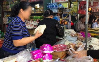 Hà Nội: Phát hiện nhiều nhà hàng ở Phủ Tây Hồ, Chùa Hương rửa bát chưa sạch