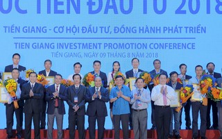 Thủ tướng Nguyễn Xuân Phúc dự Hội nghị Xúc tiến đầu tư tỉnh Tiền Giang 