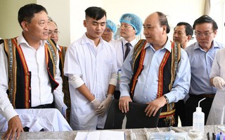 Thủ tướng Nguyễn Xuân Phúc: 'Sâm Ngọc Linh là quốc bảo của Việt Nam'