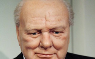 Cựu Thủ tướng Anh Churchill: Chỉ chờ đợi thì chẳng có gì thay đổi