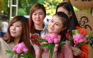 Đại lễ Phật đản 2018 - Ngày càng nhiều bạn trẻ đến với lễ hội