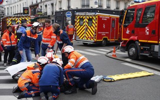 Chưa phát hiện người Việt Nam nào thương vong trong vụ nổ ở Paris