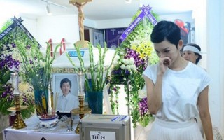 5 điều ‘lạ’ trong đám tang Minh Thuận