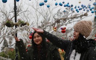 Fansipan Legend hóa thiên đường tuyết rơi trong Lễ hội mùa đông 